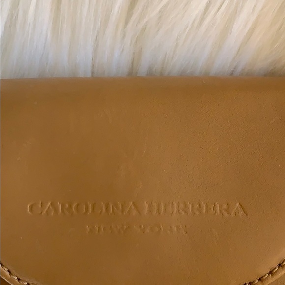 Carolina Herrera Vintage Clutch - Picture 2 of 8